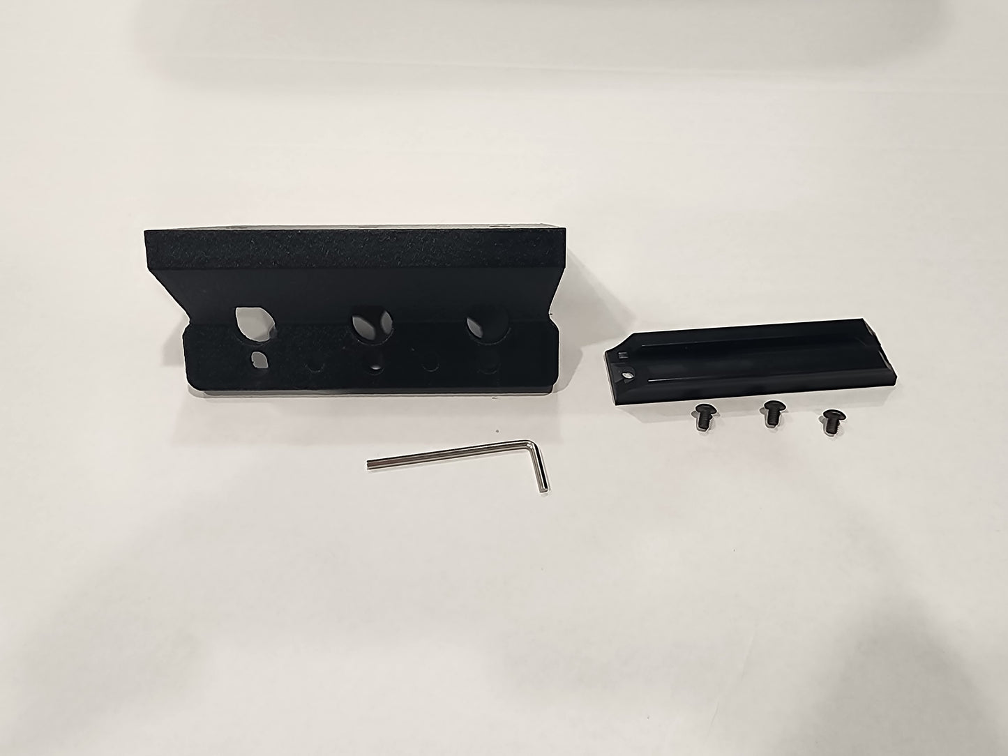 95-97 Land Crusier Dash Accessory Mount Shelf