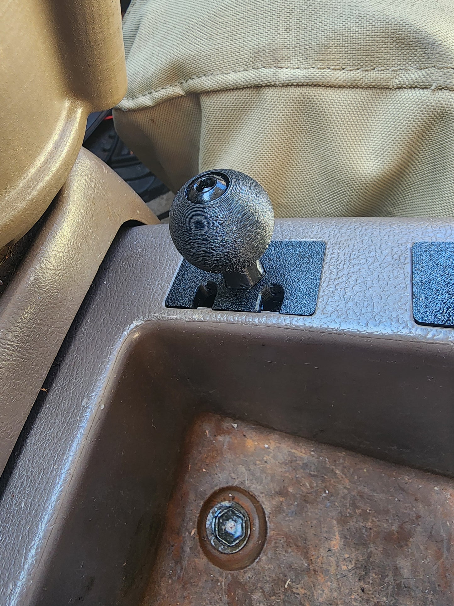 Toyota Land Cruiser Ram Ball Switch Mount for Phones and Accessories